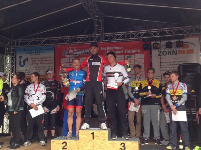 Vom Traualtar aufs Rad